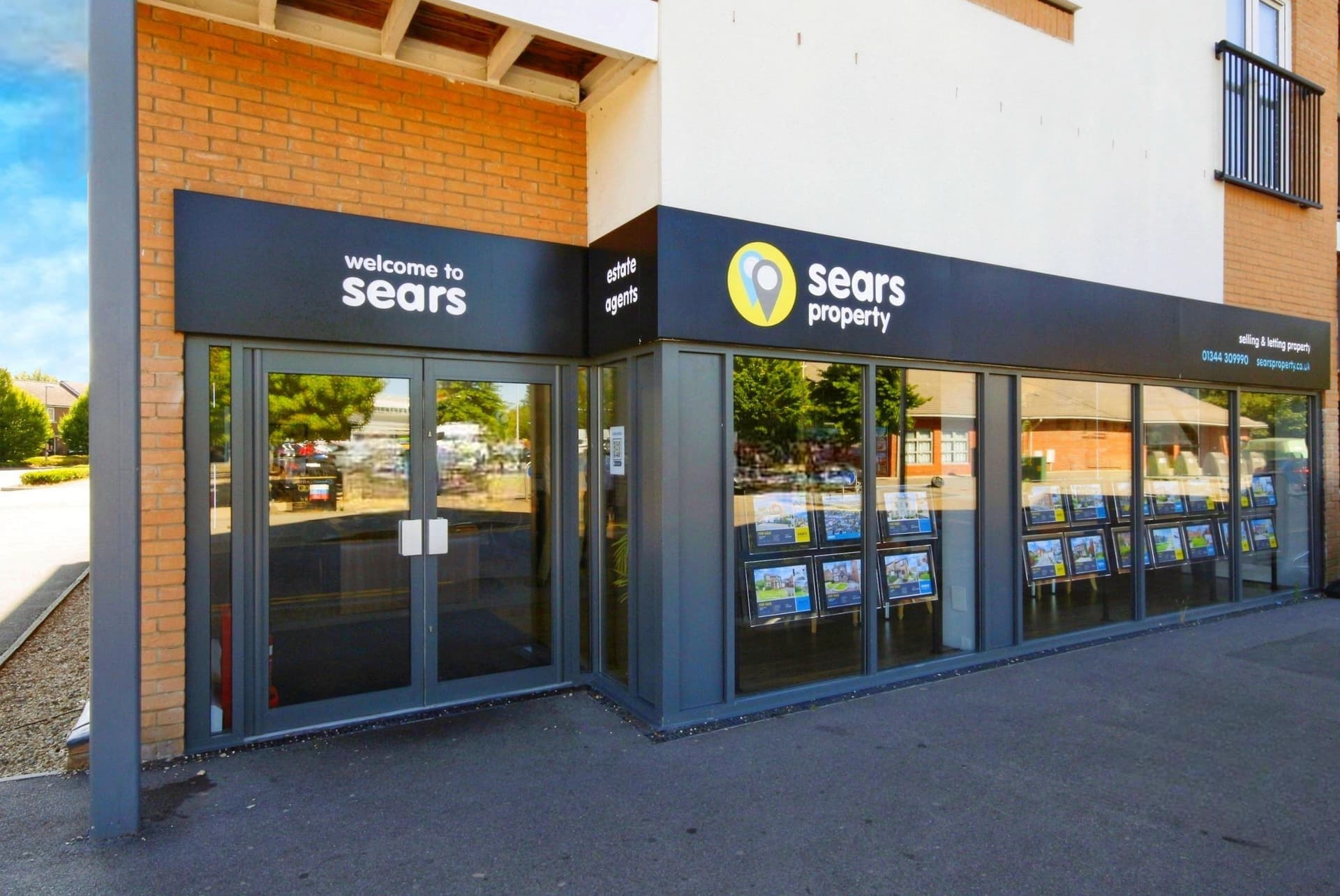 Estate agents in Brcknell Berkshire office